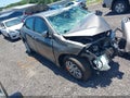 2018 Toyota Corolla — photo 1 of 15 | VIN 5YFBURHE7JP809097