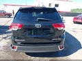 Photo 15 of 15 — 2018 Toyota Highlander