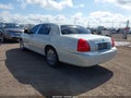 Photo 3 of 11 — 2007 Lincoln Town Car