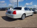 Photo 4 of 11 — 2007 Lincoln Town Car