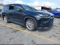 Photo 1 of 17 — 2024 Toyota Highlander