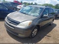 Photo 2 of 12 — 2004 Toyota Sienna