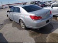 Photo 3 of 13 — 2005 Toyota Avalon
