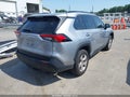 Photo 4 of 17 — 2019 Toyota RAV4