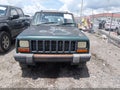 Photo 12 of 16 — 2001 Jeep Cherokee