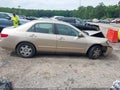 Photo 13 of 16 — 2005 Honda Accord