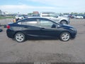 Photo 14 of 17 — 2016 Chevrolet Cruze