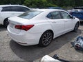 2016 Acura TLX — photo 4 of 17 | VIN 19UUB2F39GA012128