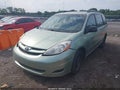Photo 2 of 11 — 2008 Toyota Sienna