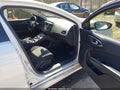 Photo 5 of 12 — 2015 Chrysler 200