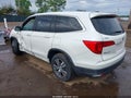 Photo 3 of 16 — 2017 Honda Pilot