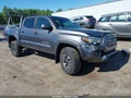 Photo 1 of 17 — 2017 Toyota Tacoma