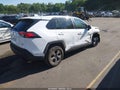 Photo 4 of 18 — 2022 Toyota RAV4