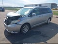Photo 2 of 17 — 2012 Toyota Sienna