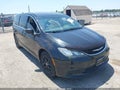 Photo 1 of 16 — 2017 Chrysler Pacifica