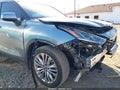 Photo 6 of 17 — 2023 Toyota Highlander