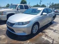 Photo 2 of 17 — 2013 Lexus ES 350