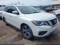 2017 Nissan Pathfinder — photo 1 of 18 | VIN 5N1DR2MN8HC640049