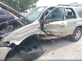 2006 Mercury Mariner — photo 6 of 16 | VIN 4M2YU56176DJ09555