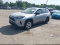 2022 Toyota RAV4 — photo 2 of 16 | VIN 2T3F1RFVXNW298543
