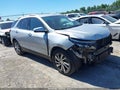 Photo 1 of 17 — 2022 Chevrolet Equinox