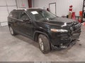 2017 Jeep Cherokee — photo 1 of 16 | VIN 1C4PJMCS7HW615217