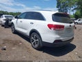 2016 Kia Sorento — photo 3 of 16 | VIN 5XYPH4A58GG046401