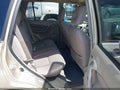 Photo 8 of 11 — 2004 Toyota RAV4
