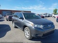 Photo 6 of 16 — 2013 Toyota Highlander