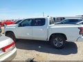 Photo 14 of 16 — 2026 Nissan Frontier