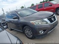 Photo 13 of 16 — 2015 Nissan Pathfinder