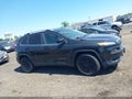 Photo 13 of 16 — 2015 Jeep Cherokee