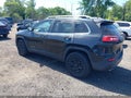 Photo 3 of 16 — 2015 Jeep Cherokee