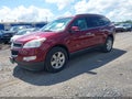 2009 Chevrolet Traverse — photo 2 of 16 | VIN 1GNEV23DX9S156573
