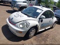 Photo 2 of 11 — 2000 Volkswagen Beetle