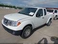Photo 2 of 16 — 2016 Nissan Frontier