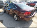 Photo 3 of 16 — 2013 Volkswagen Passat