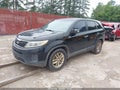 Photo 2 of 11 — 2014 Kia Sorento