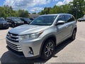 Photo 2 of 10 — 2019 Toyota Highlander