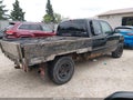 Photo 4 of 14 — 2002 Chevrolet Silverado 1500