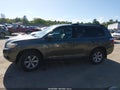 Photo 14 of 16 — 2009 Toyota Highlander