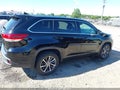 Photo 13 of 16 — 2018 Toyota Highlander