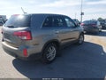 Photo 4 of 15 — 2015 Kia Sorento