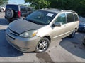 Photo 2 of 11 — 2005 Toyota Sienna