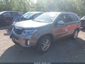 Photo 2 of 16 — 2015 Kia Sorento