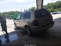 Photo 3 of 12 — 2005 Toyota Highlander