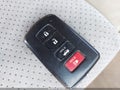 2013 Toyota Camry Hybrid — photo 11 of 16 | VIN 4T1BD1FK2DU095103