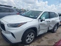 Photo 2 of 16 — 2023 Toyota Highlander