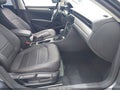 Photo 5 of 16 — 2022 Volkswagen Passat