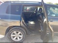 Photo 8 of 22 — 2010 Toyota Highlander